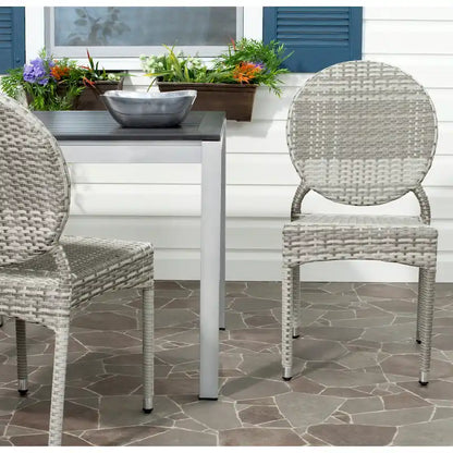 SAFAVIEH Valdez Indoor/Outdoor Stackable Dining Chairs (Set of 2) - 17 W x 22 D x 35 H
